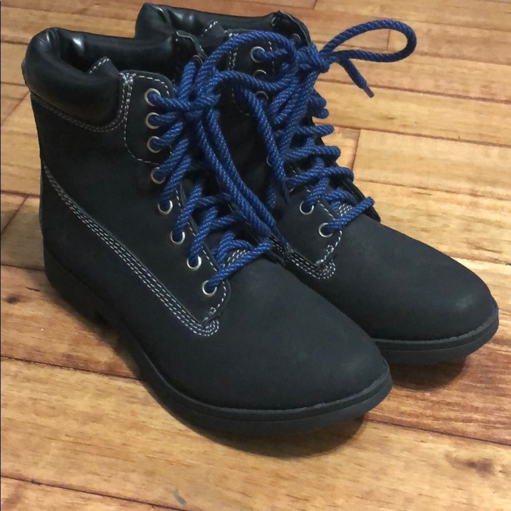 Candies women’s black boots